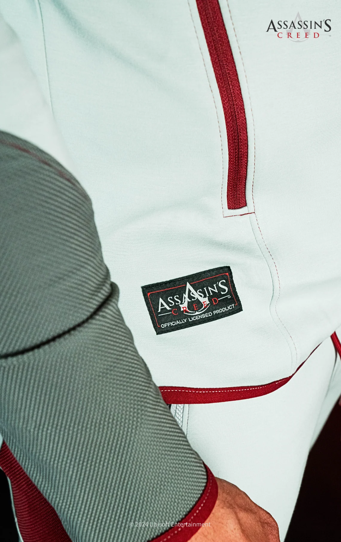 EZIO Limited Edition Performance Zip Up Hoodie - Image 10