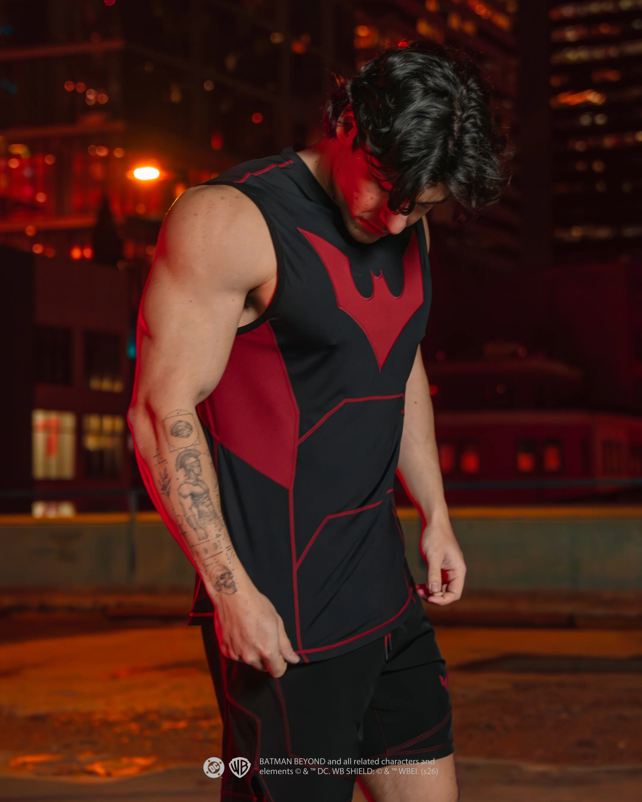 BATMANâ„¢ BEYOND Performance Tank Top - Image 10