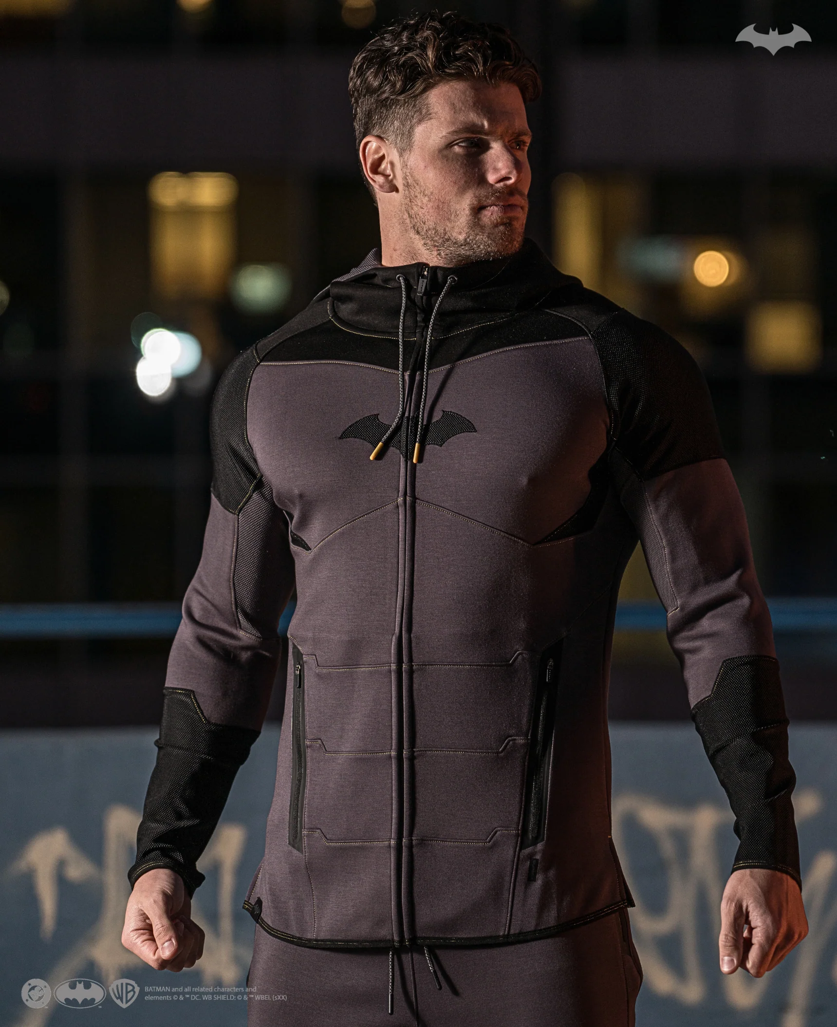 BATMAN Limited Edition Utility Performance Hoodie 1 of 999 - Image 12