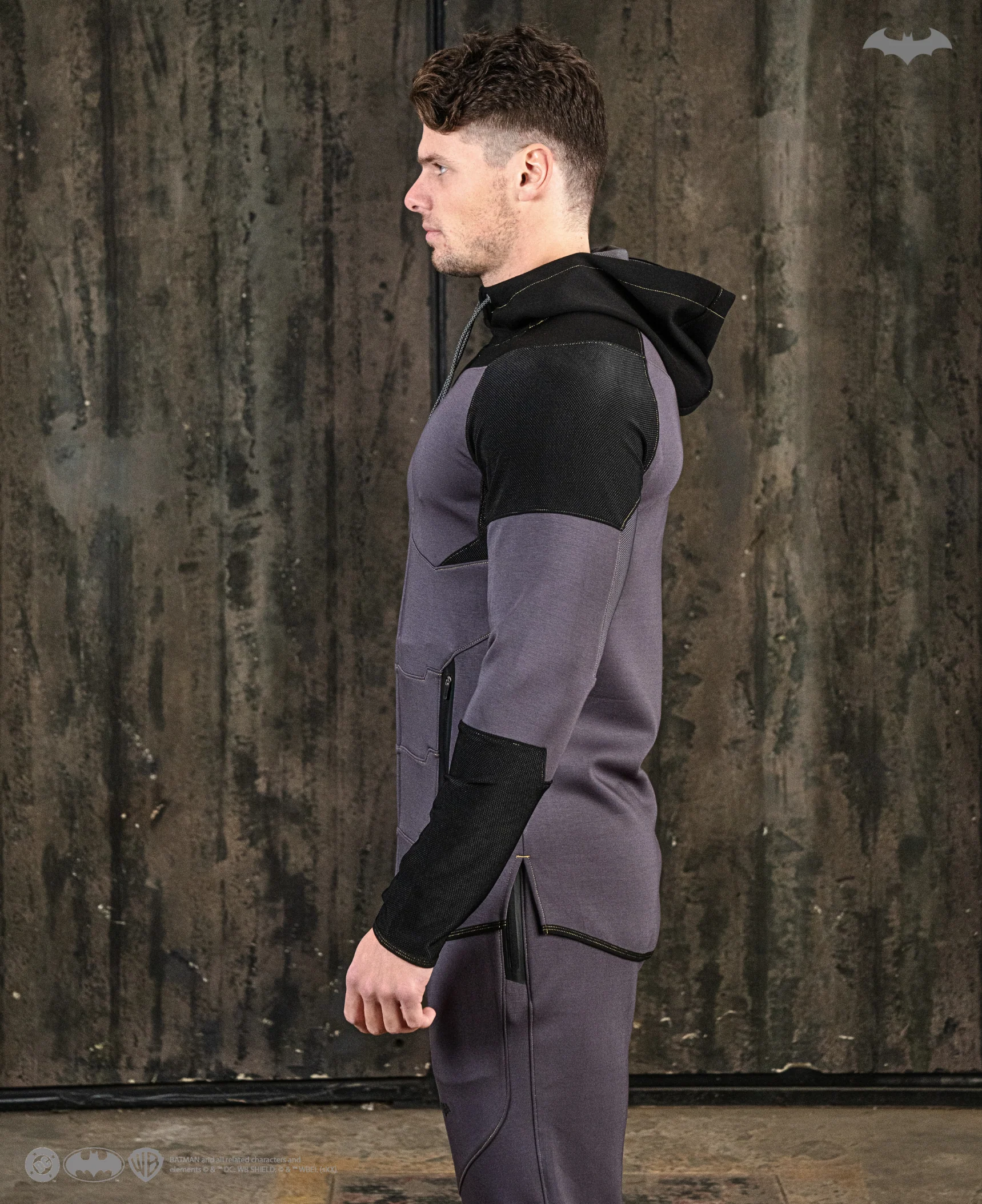 BATMAN Limited Edition Utility Performance Hoodie 1 of 999 - Image 15