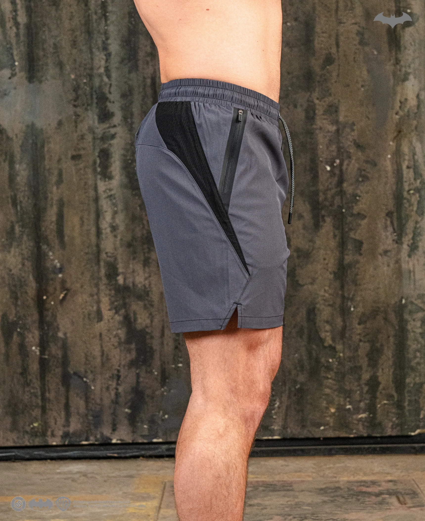 BATMAN Utility Performance Shorts 7" - Gotham Grey - Image 6