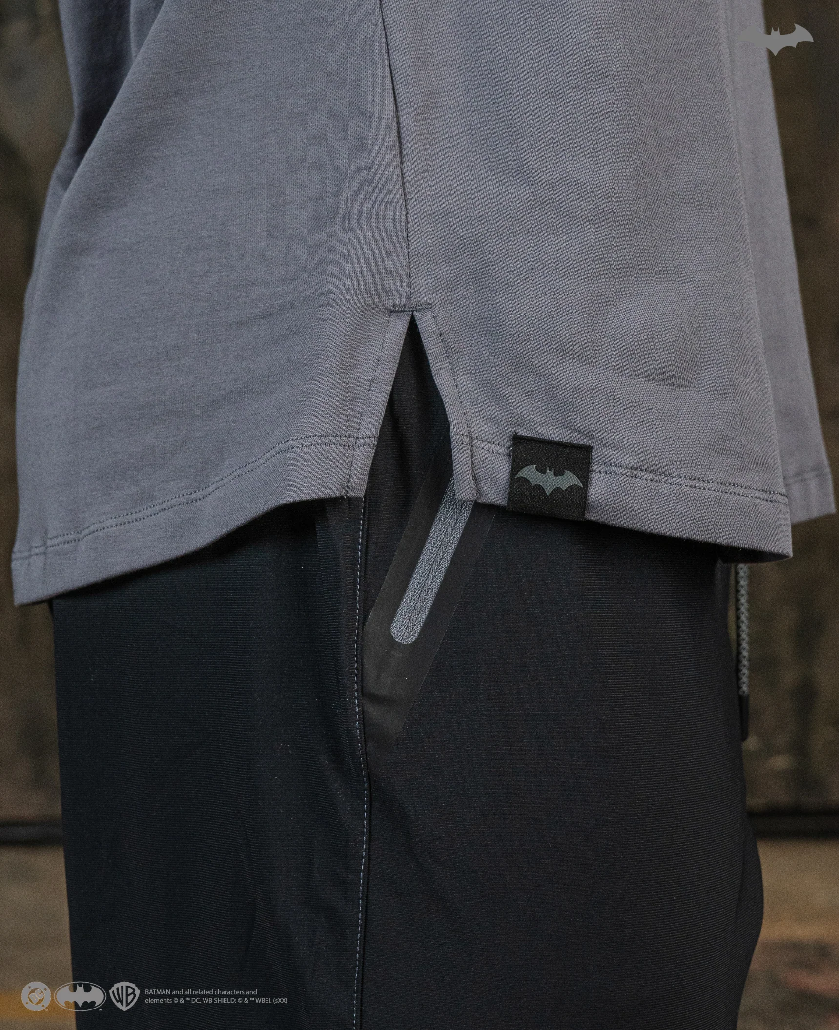 BRUCE WAYNE Essentials Short Sleeve - Gotham Grey - Image 6