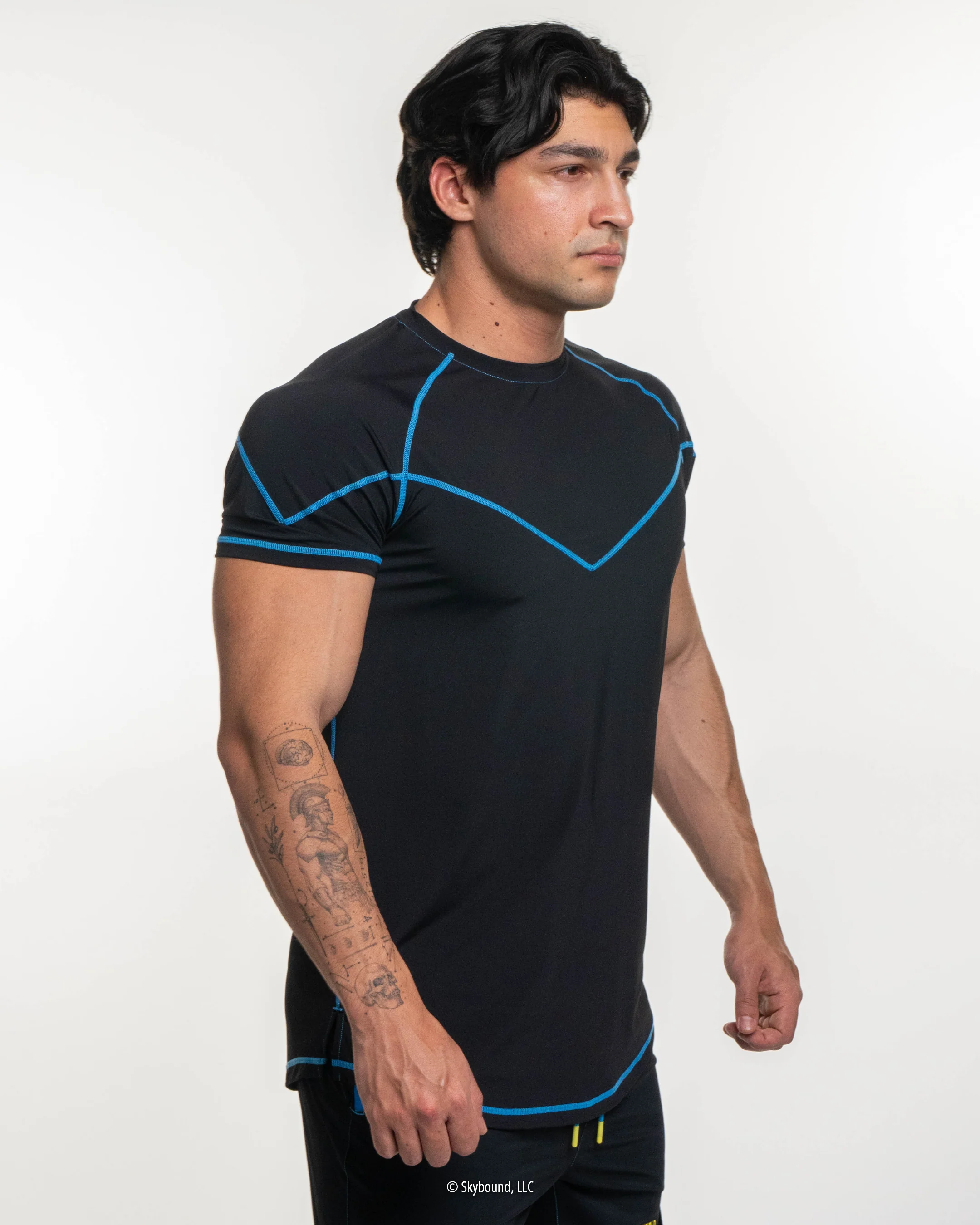 INVINCIBLEĀ® Essentials Performance Short Sleeve Tee - Black - Image 5