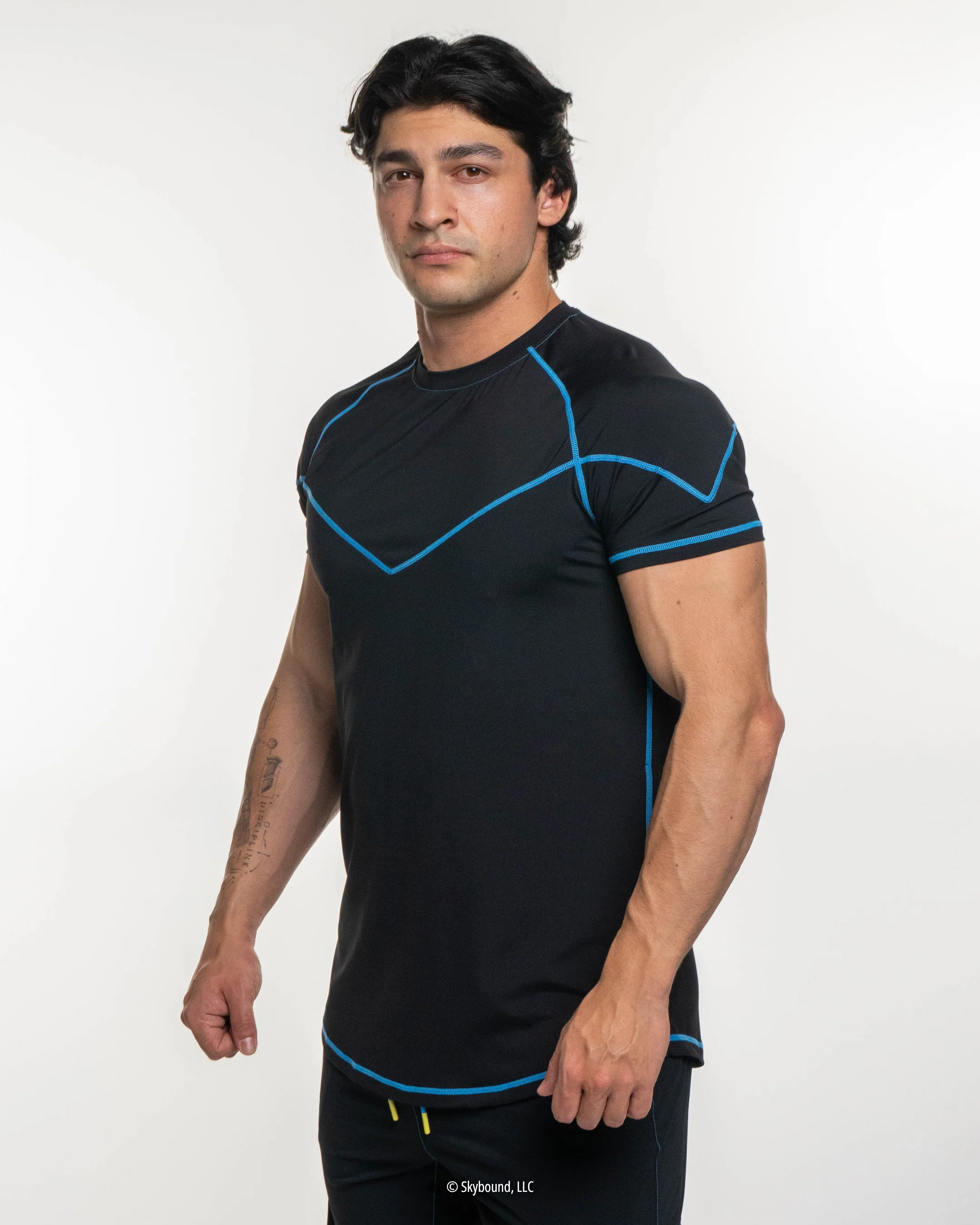 INVINCIBLEĀ® Essentials Performance Short Sleeve Tee - Black - Image 4