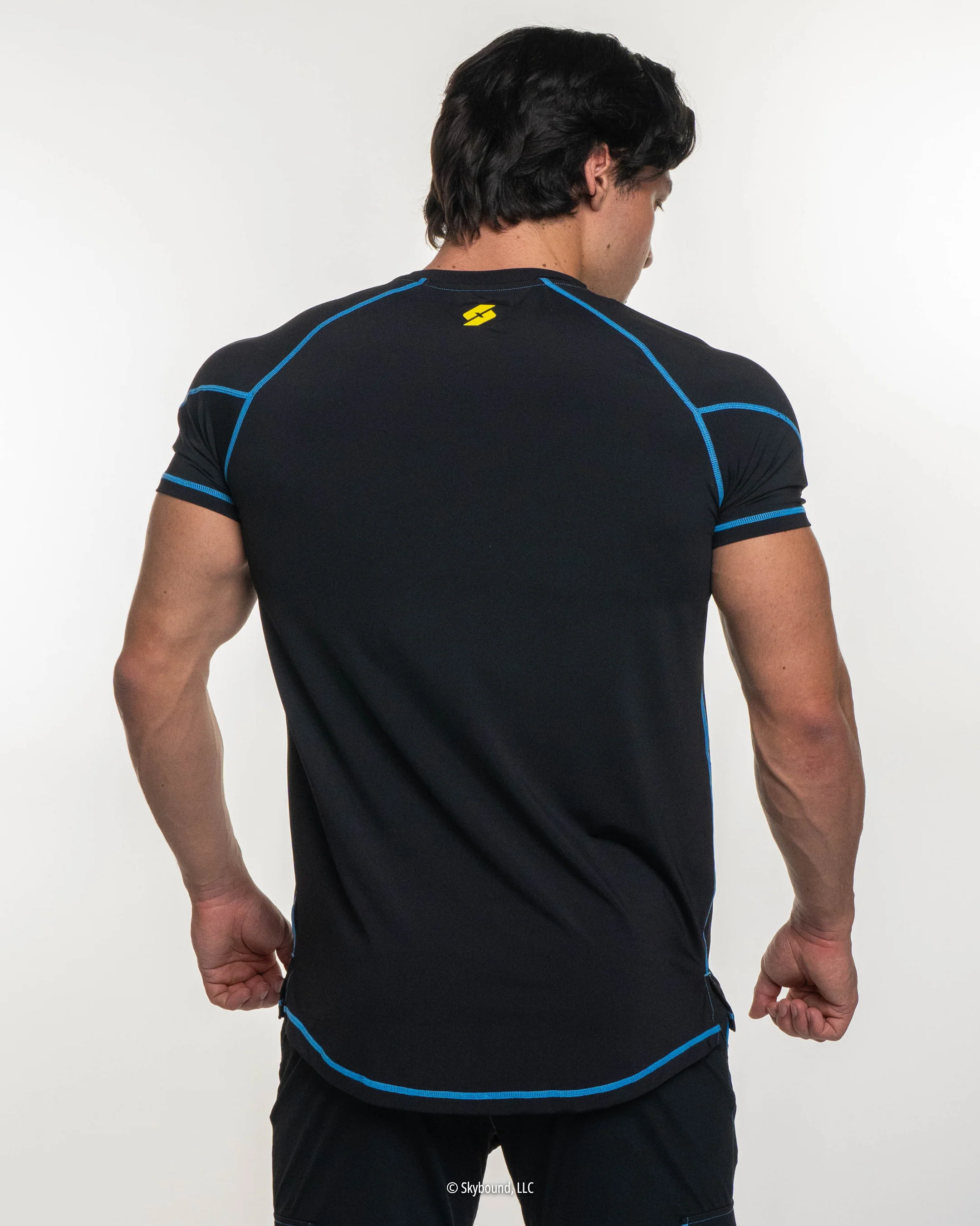 INVINCIBLEĀ® Essentials Performance Short Sleeve Tee - Black - Image 2