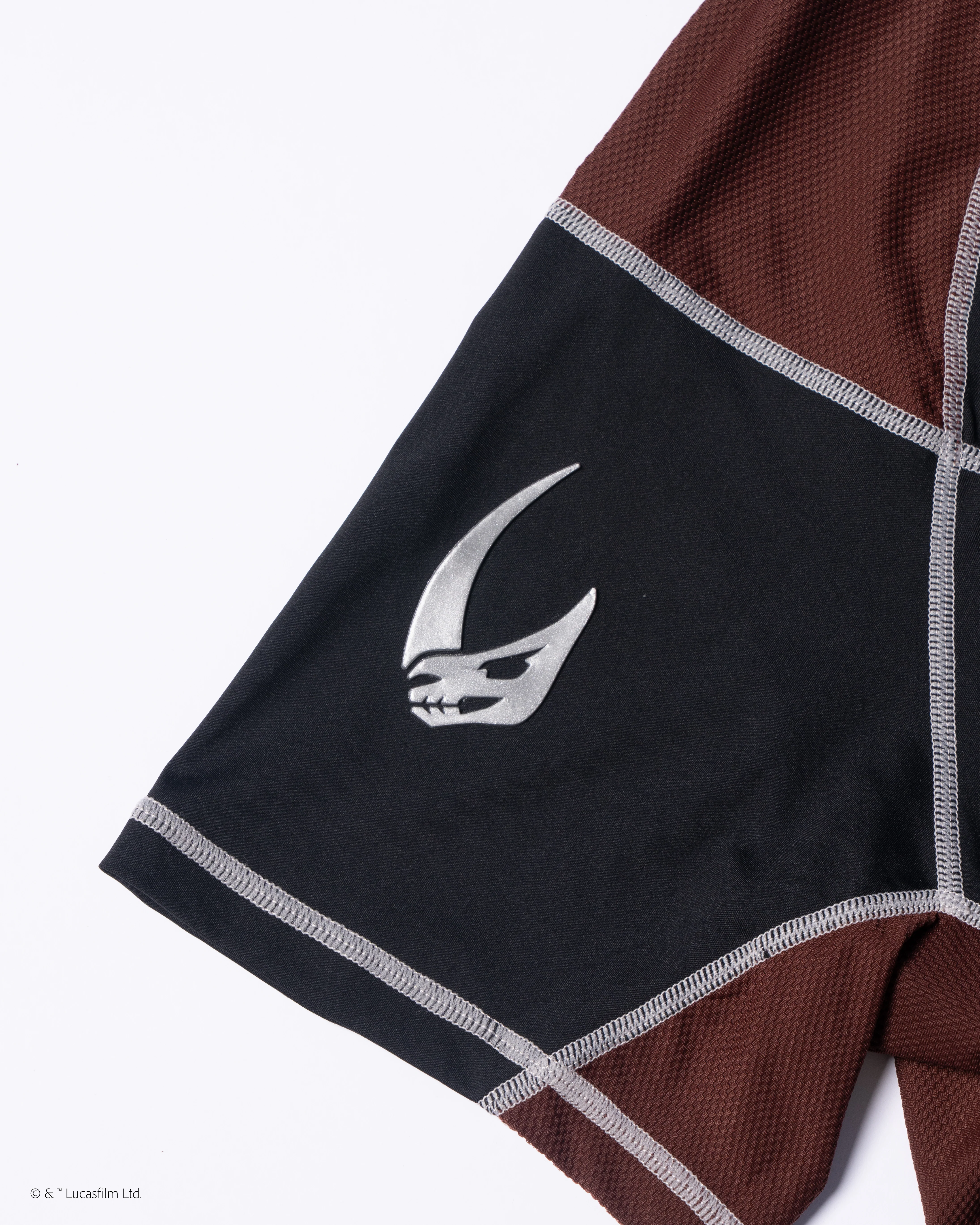 STAR WARS™ The Mandalorian Beskar Performance Short Sleeve - Image 11