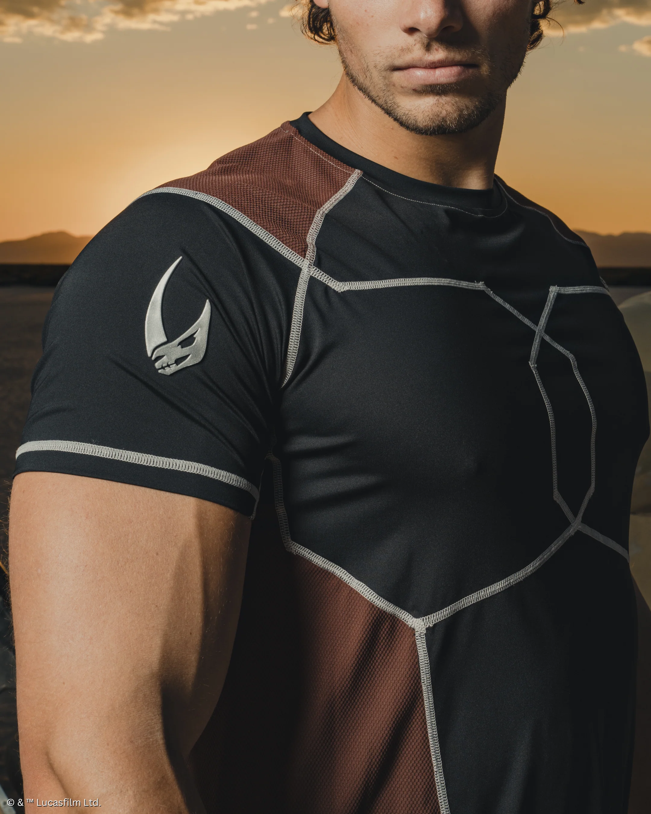 STAR WARS™ The Mandalorian Beskar Performance Short Sleeve - Image 8