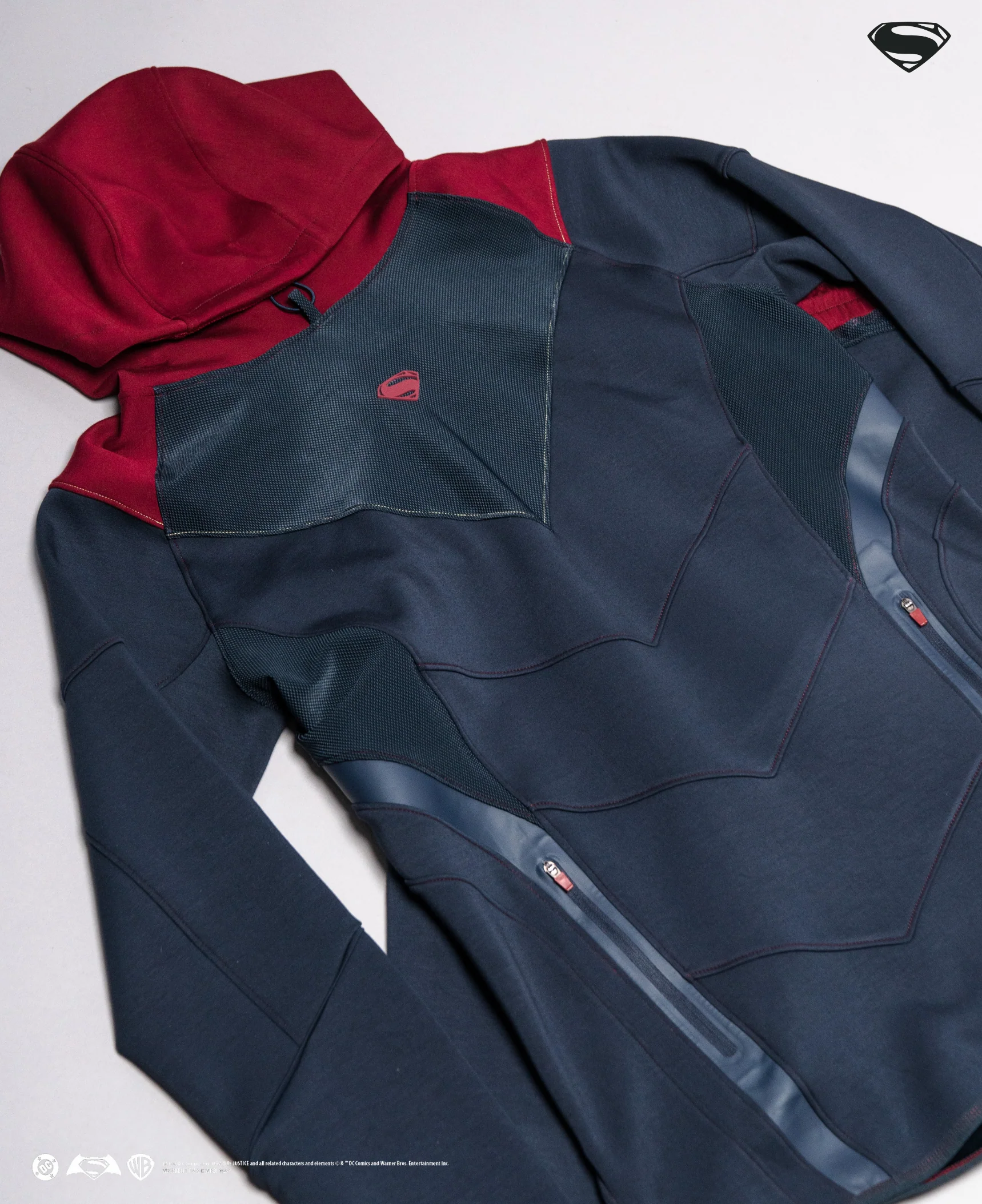 SUPERMAN BVS Limited Edition Performance Hoodie - Image 3