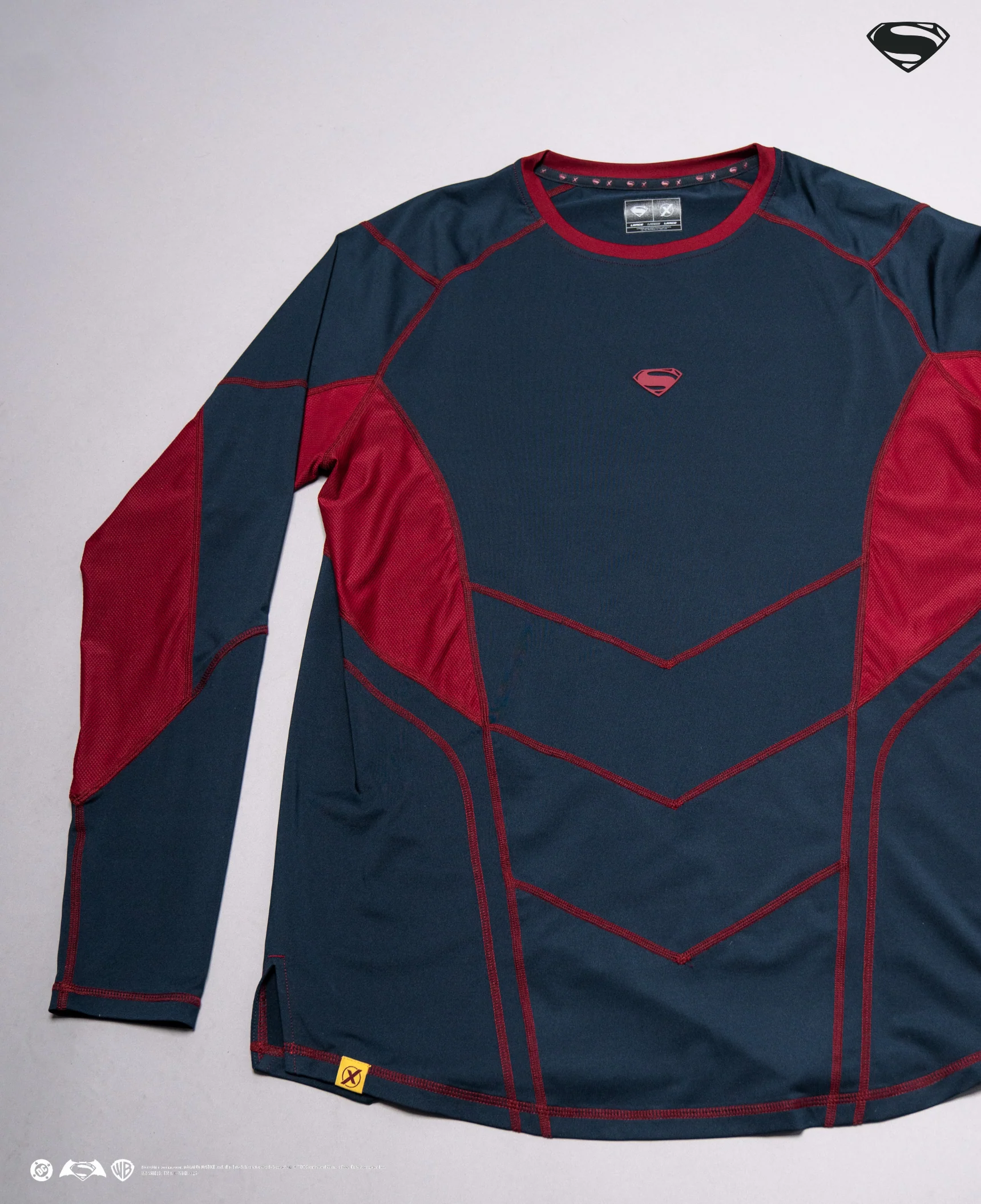 SUPERMAN BVS Performance Long Sleeve - Image 3