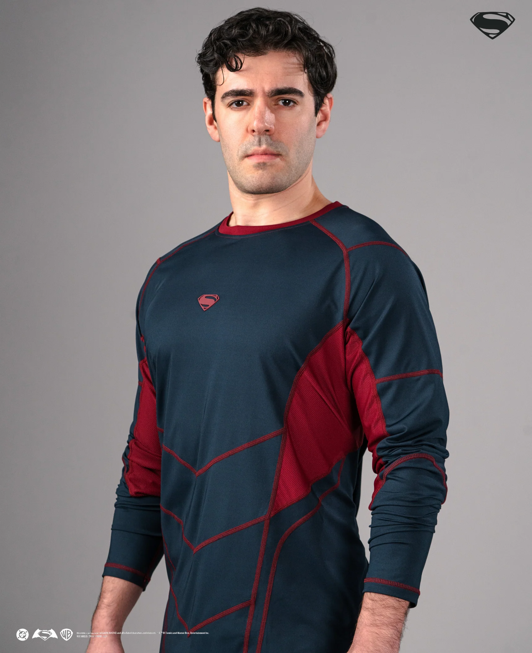 SUPERMAN BVS Performance Long Sleeve - Image 4