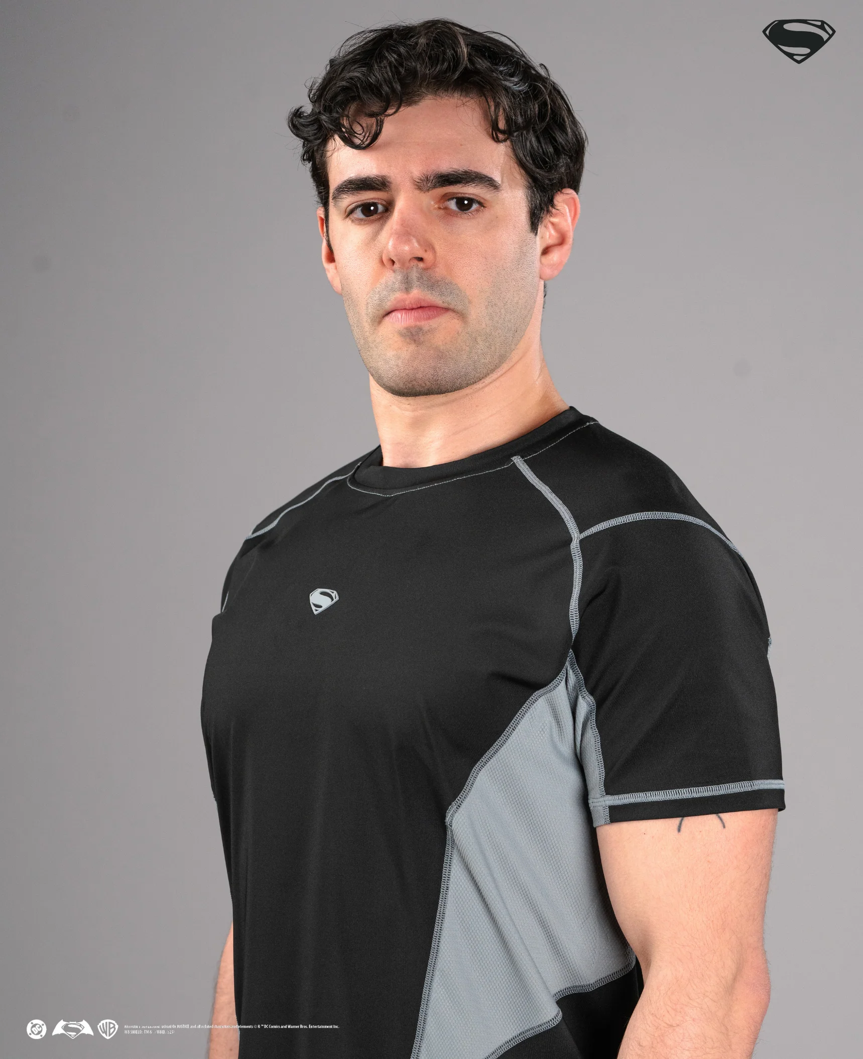 SUPERMAN BVS Performance Short Sleeve - Regeneration Black - Image 5