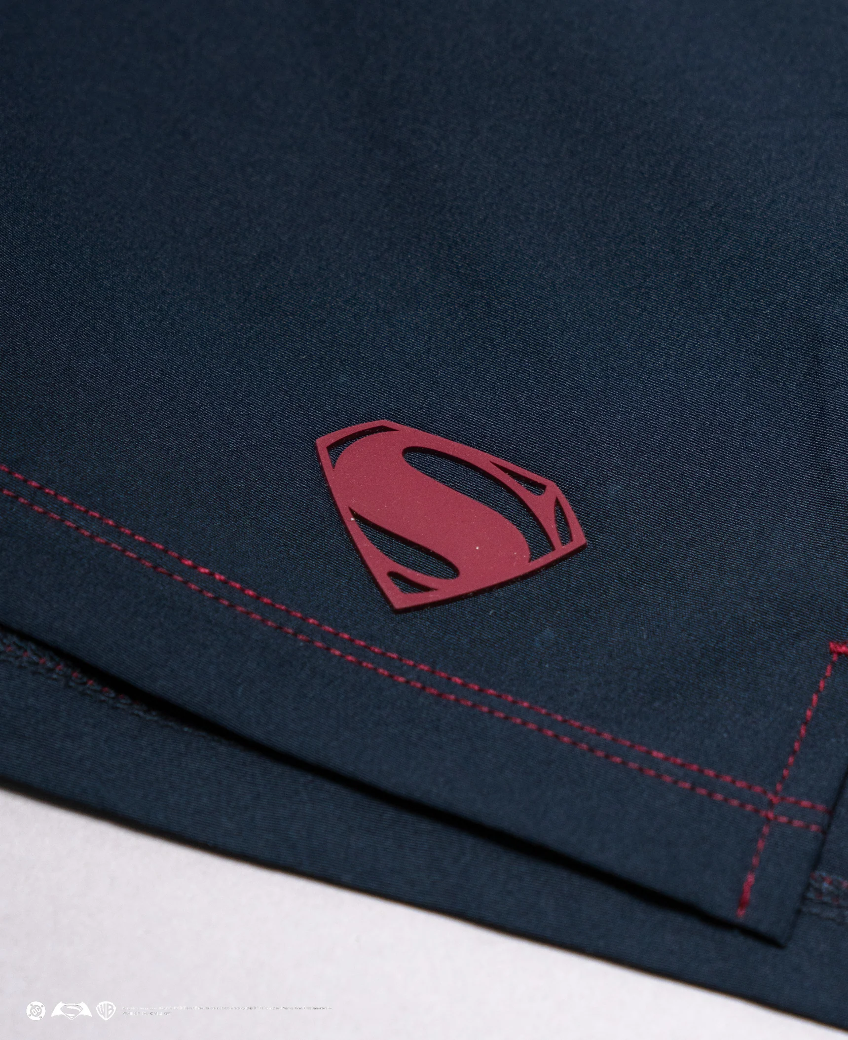 SUPERMAN BVS 7" Performance Shorts - Image 3
