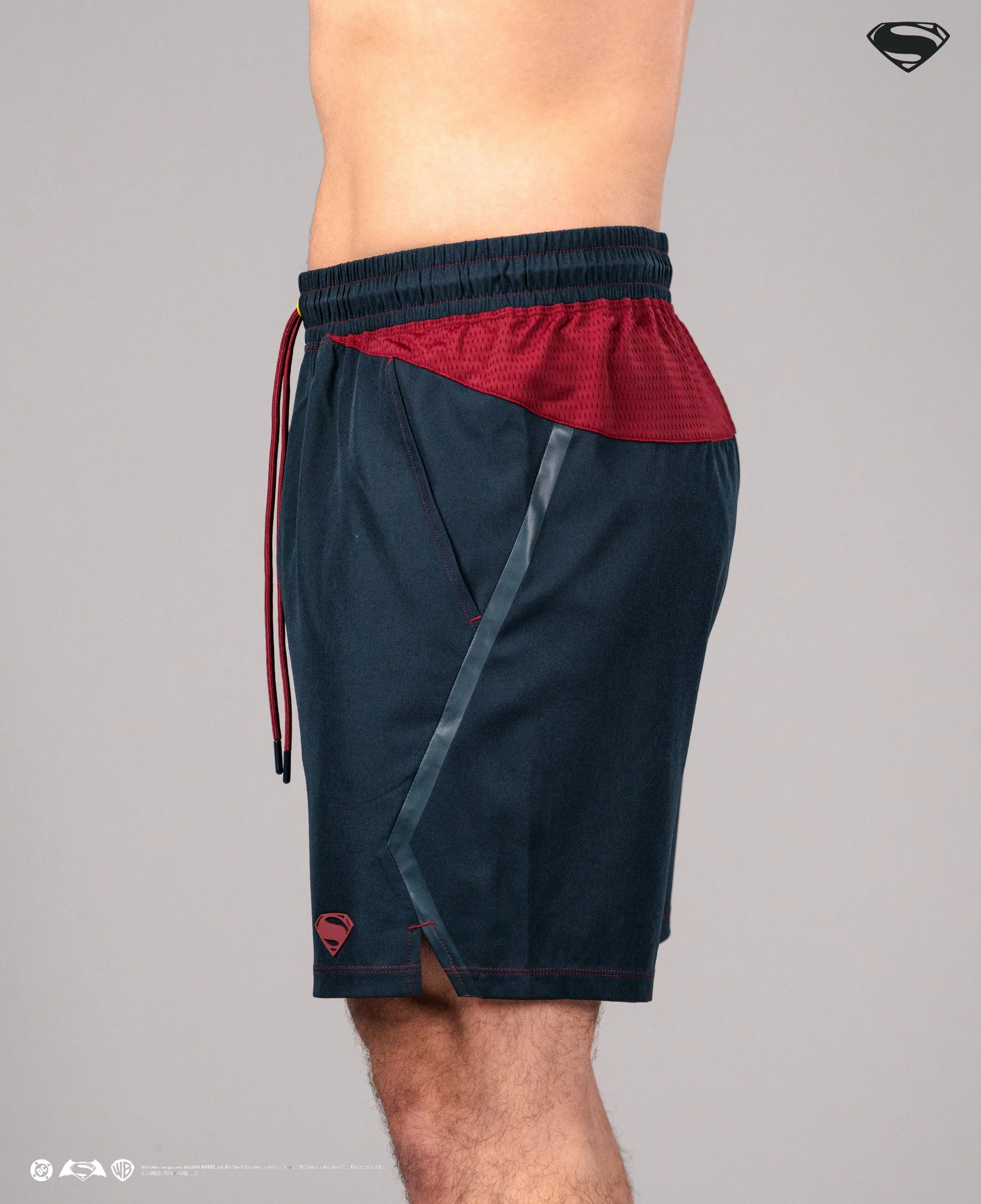 SUPERMAN BVS 7" Performance Shorts - Image 5