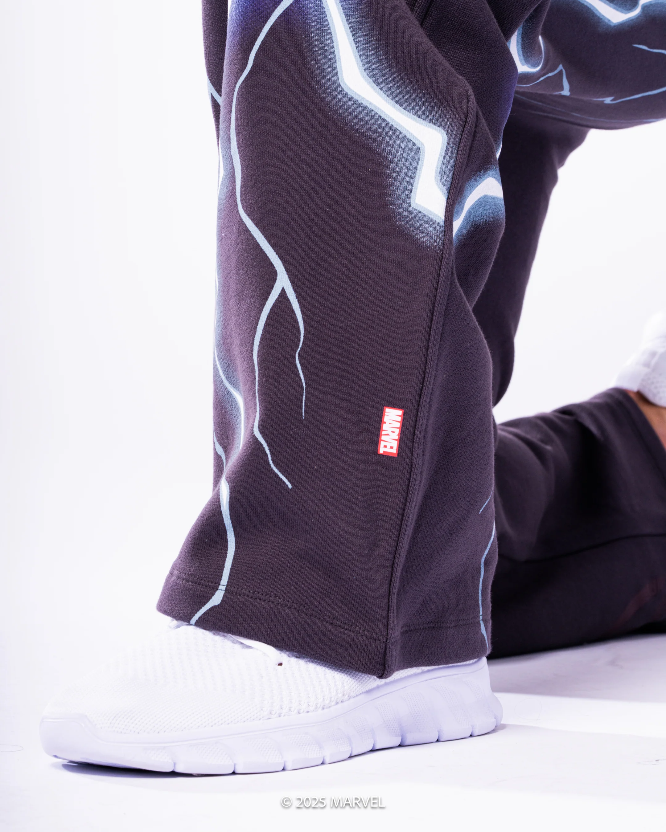THOR 'God of Thunder' Oversized Graphic Sweats 1 of 300 - Image 10