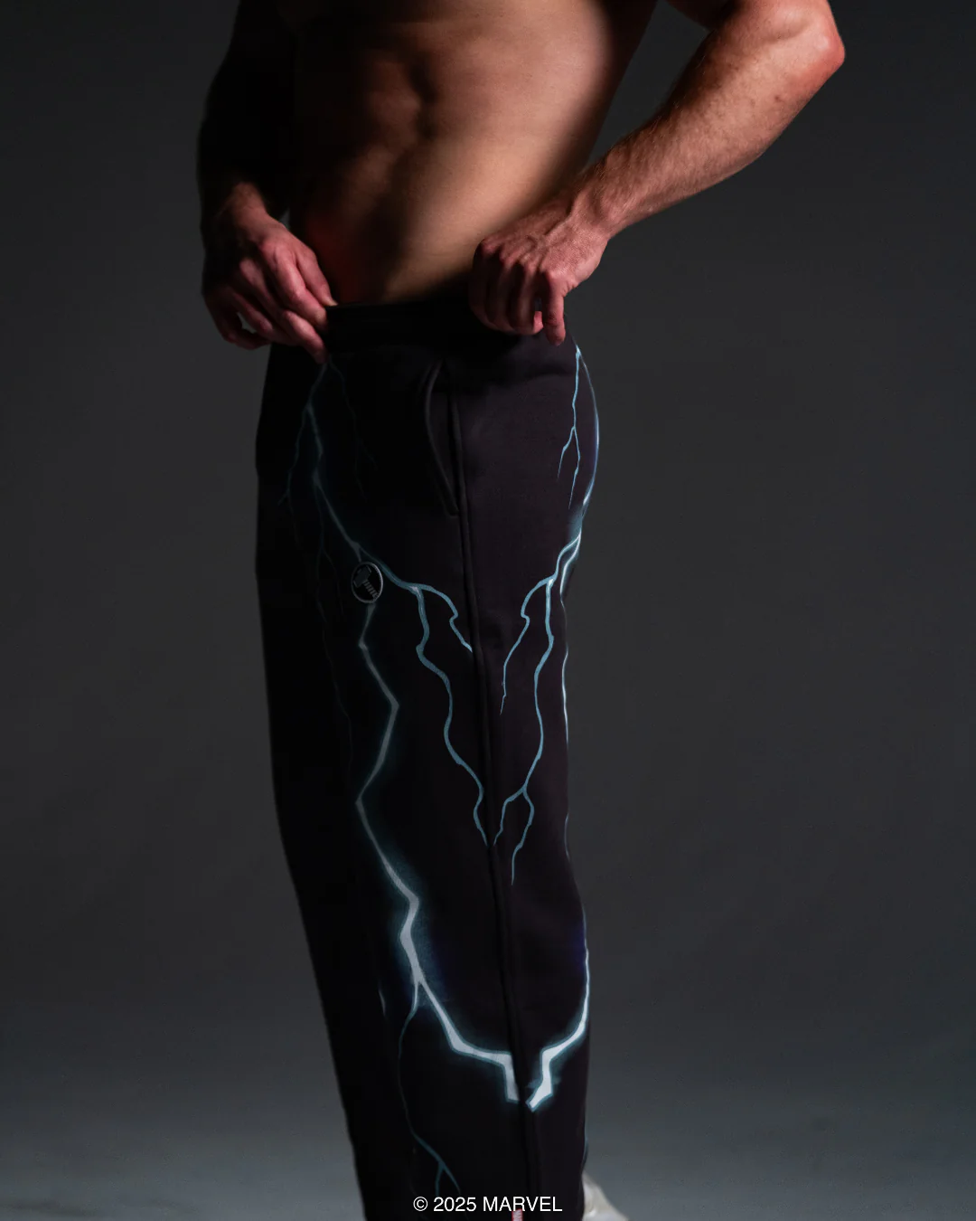 THOR 'God of Thunder' Oversized Graphic Sweats 1 of 300 - Image 18