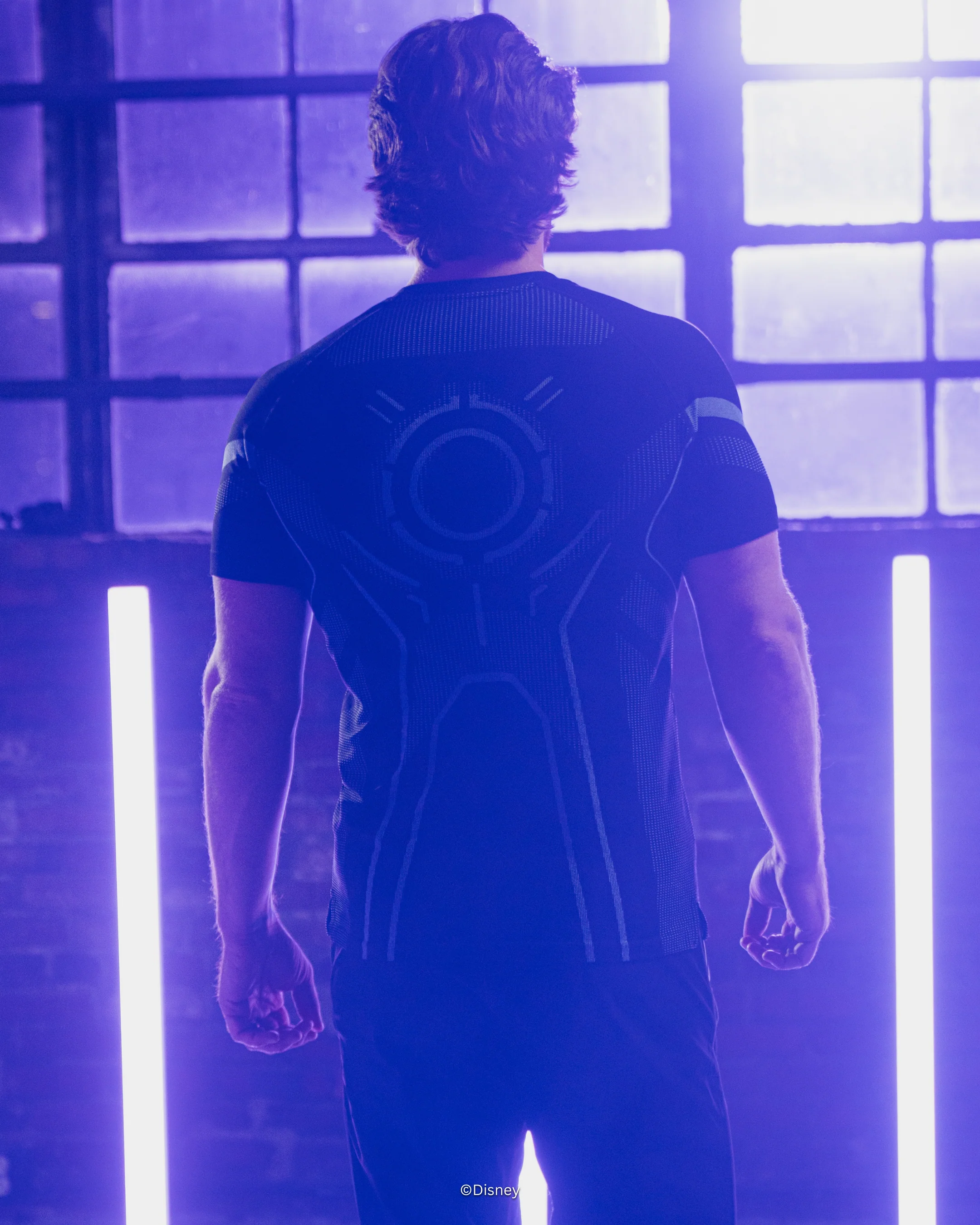 TRON ARES Sam Flynn Super Suitâ„¢ Short Sleeve - Tron Blue - Image 10