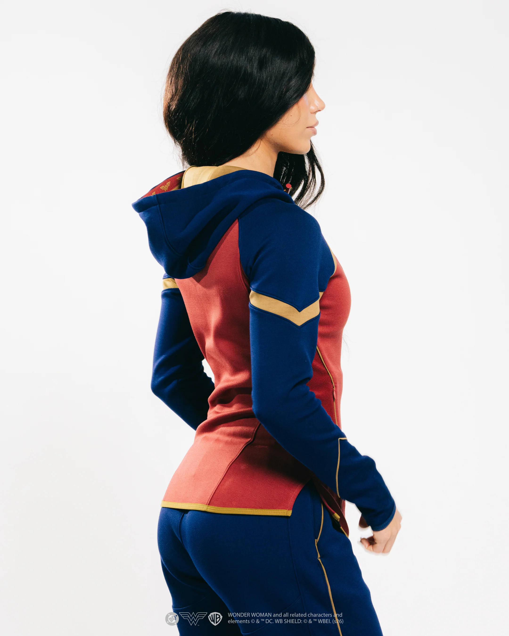 WONDER WOMAN LIMITED EDITION PERFORMANCE BUNDLE 1 of 300 - Image 11