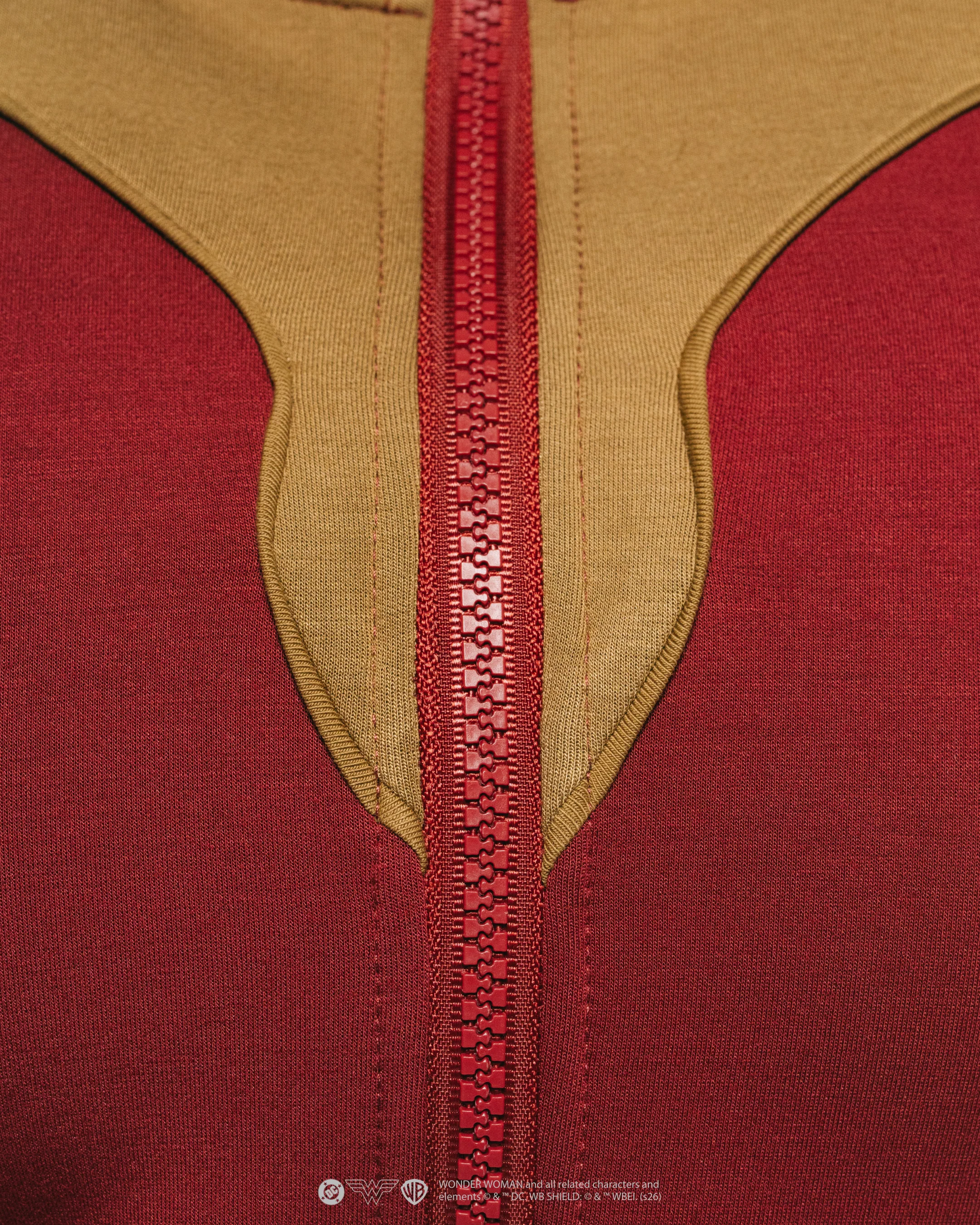 WONDER WOMAN LIMITED EDITION PERFORMANCE BUNDLE 1 of 300 - Image 14