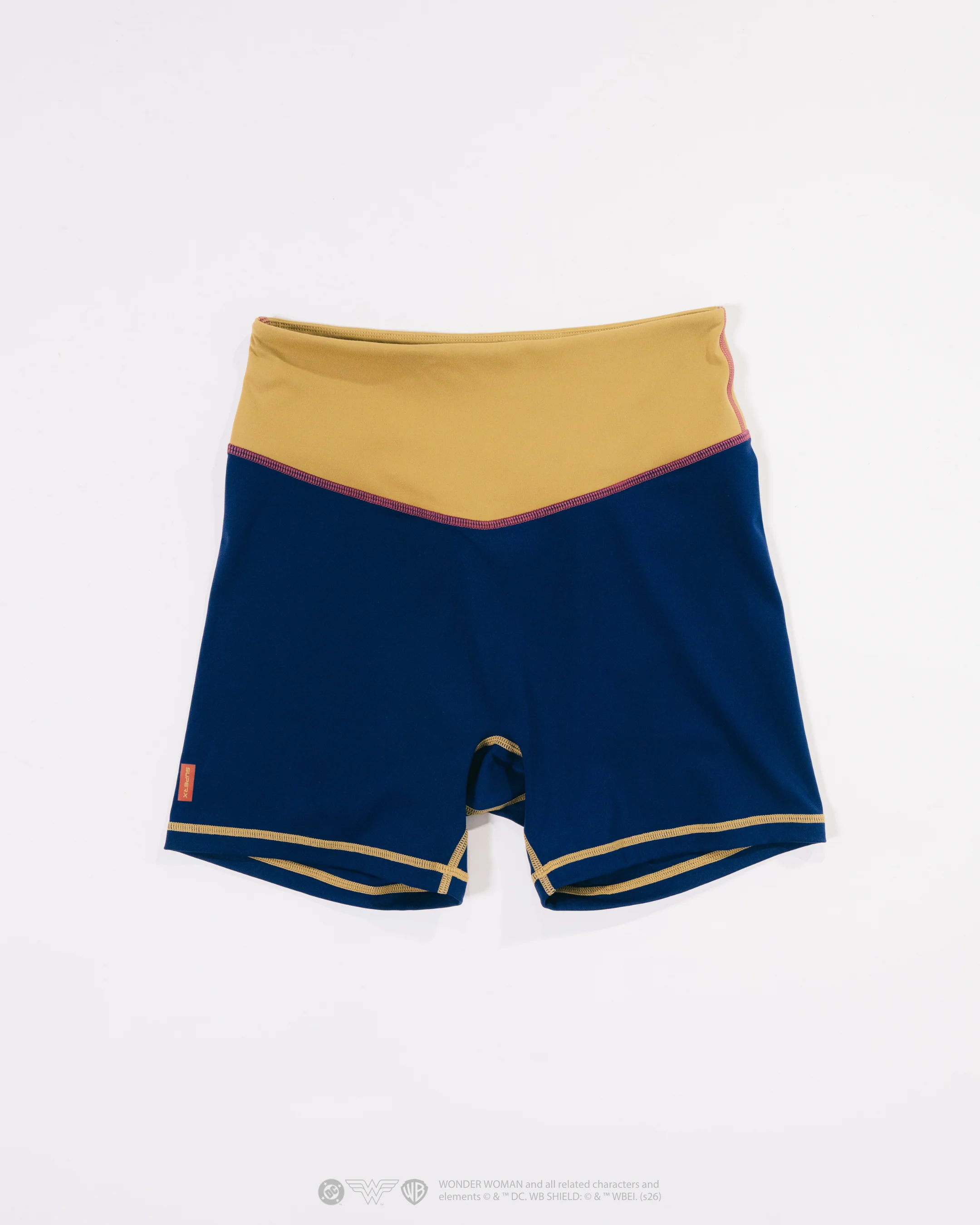 WONDER WOMAN LIMITED EDITION PERFORMANCE BUNDLE 1 of 300 - Image 35
